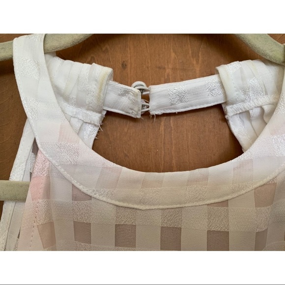 Lovers + Friends Terrace View White & Blush Mini - Picture 6 of 8